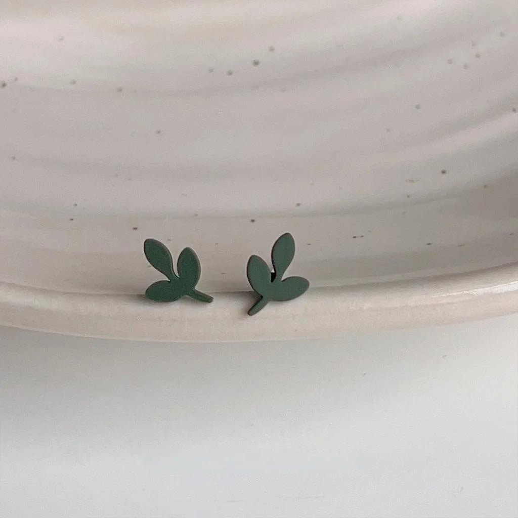 Green Mini Leaf Stud Earrings Metal Enamel Forest Style Cute Spring Summer Jewelry