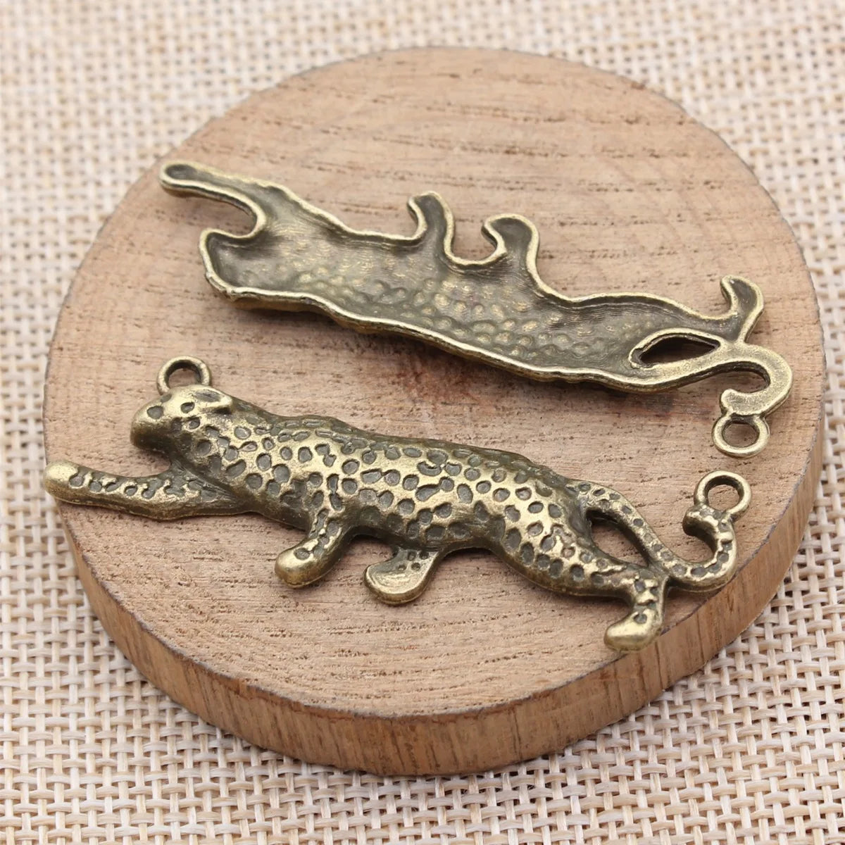 57x19mm 5.9g Multicolor Zinc Alloy Leopard Connector Charm for Necklace Bracelet Jewelry Making