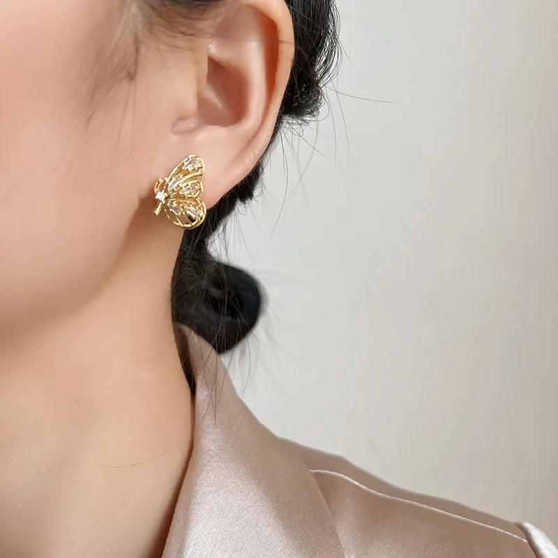 Luxury Gold Tone Alloy Zircon Butterfly Micro Pave Stud & Clip On No Piercing Women's Fashion Earrings