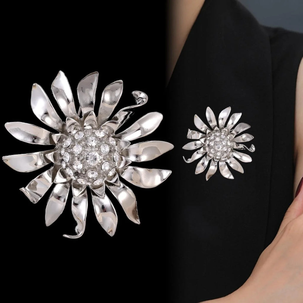 Luxury Silver Alloy Sunflower Rhinestone Brooch, Elegant Large Flower Lapel Pin Corsage Suit Accessory