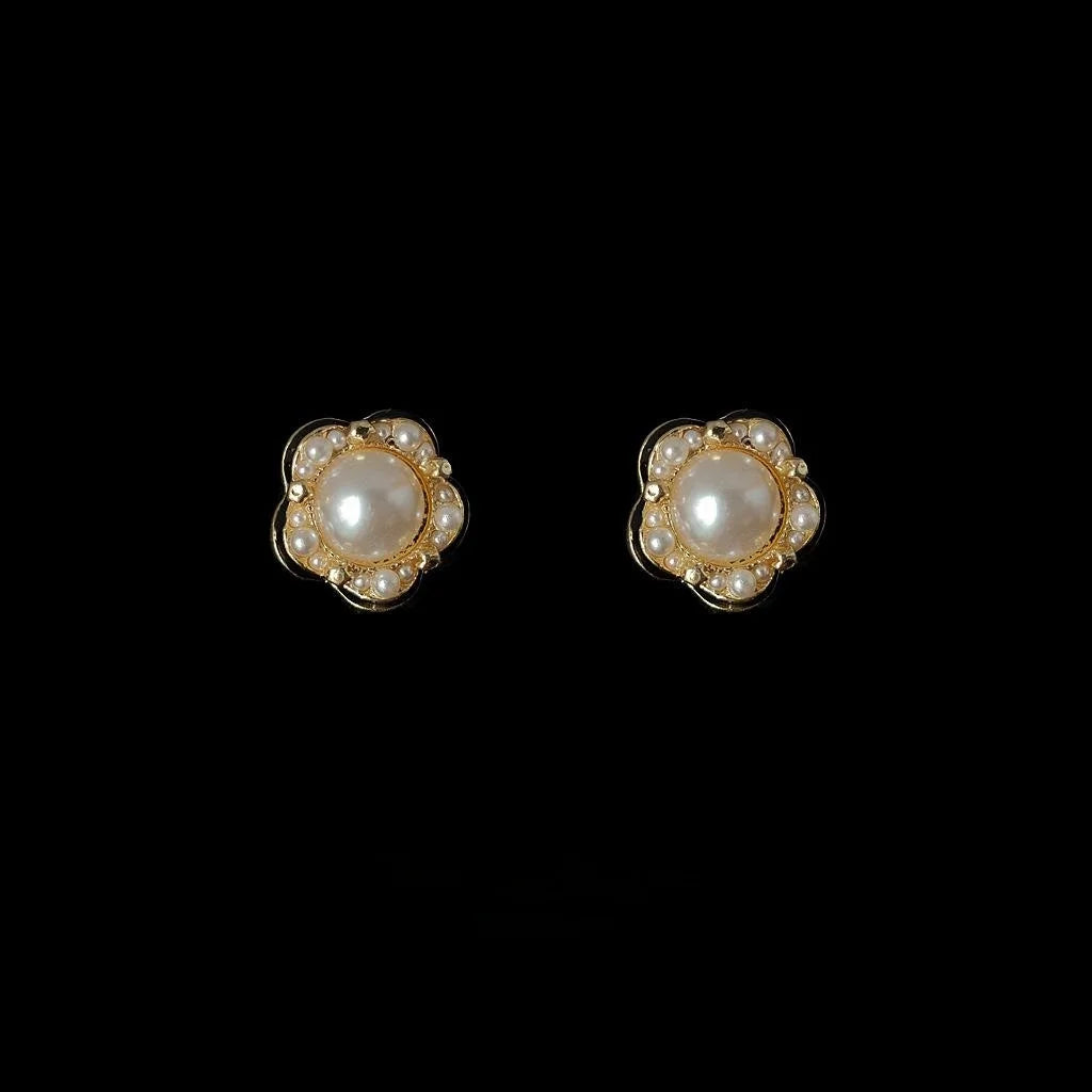 14K Plated Copper Pearl Flower Stud Earrings Minimalist High-End Commuter Jewelry