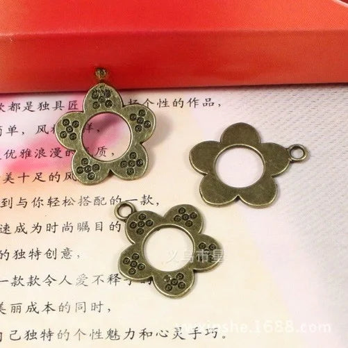 24x20MM Antique Silver Zinc Alloy Five Petal Flower Charm Pendant for DIY Necklace Bracelet Jewelry Making