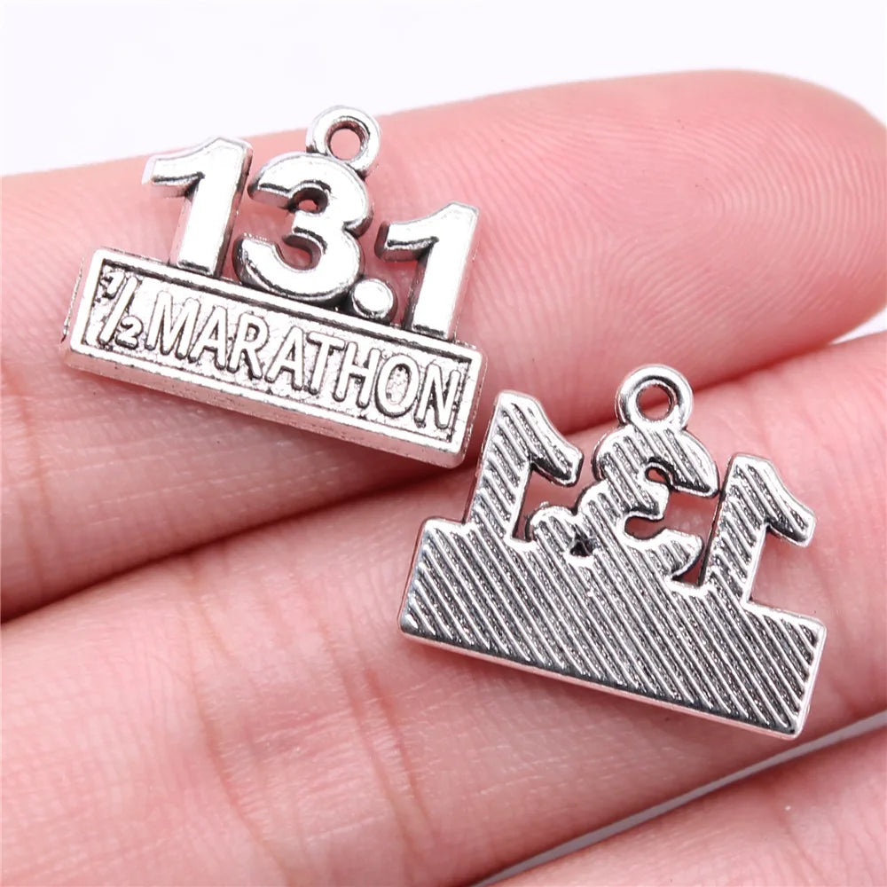 19x15mm 2.29g Antique Silver Zinc Alloy 13.1 Marathon Charm Pendant for DIY Running Theme Jewelry