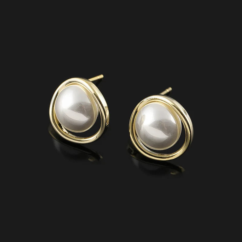 Elegant Mabe Pearl Spiral Disc Alloy Stud & Clip On No Piercing Commuter Minimalist Earrings