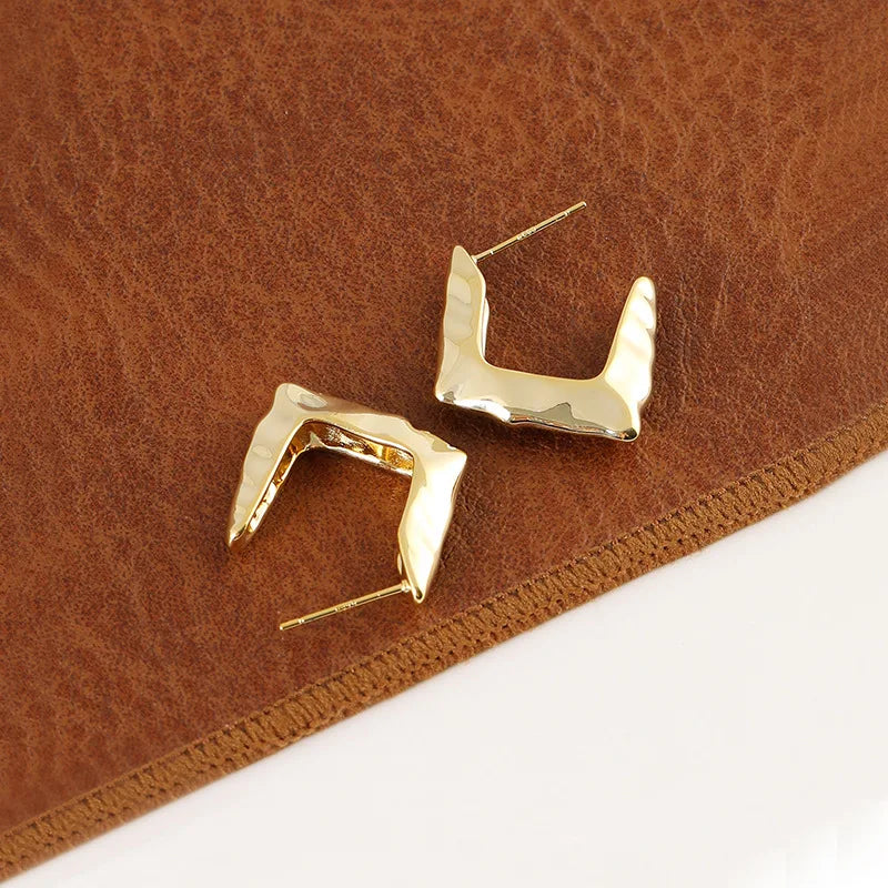 Elegant Gold Alloy Hammered Geometric Square Hoop Stud & Clip On No Piercing Minimalist Earrings
