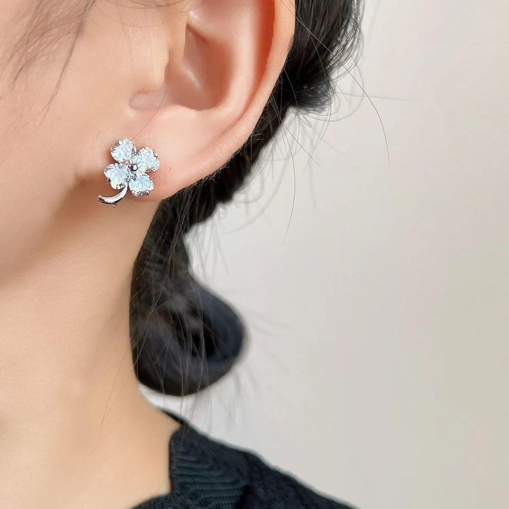 Elegant Alloy Zircon Lucky Clover Flower Stud & Clip On No Piercing Commuter Ear Cuff Earrings