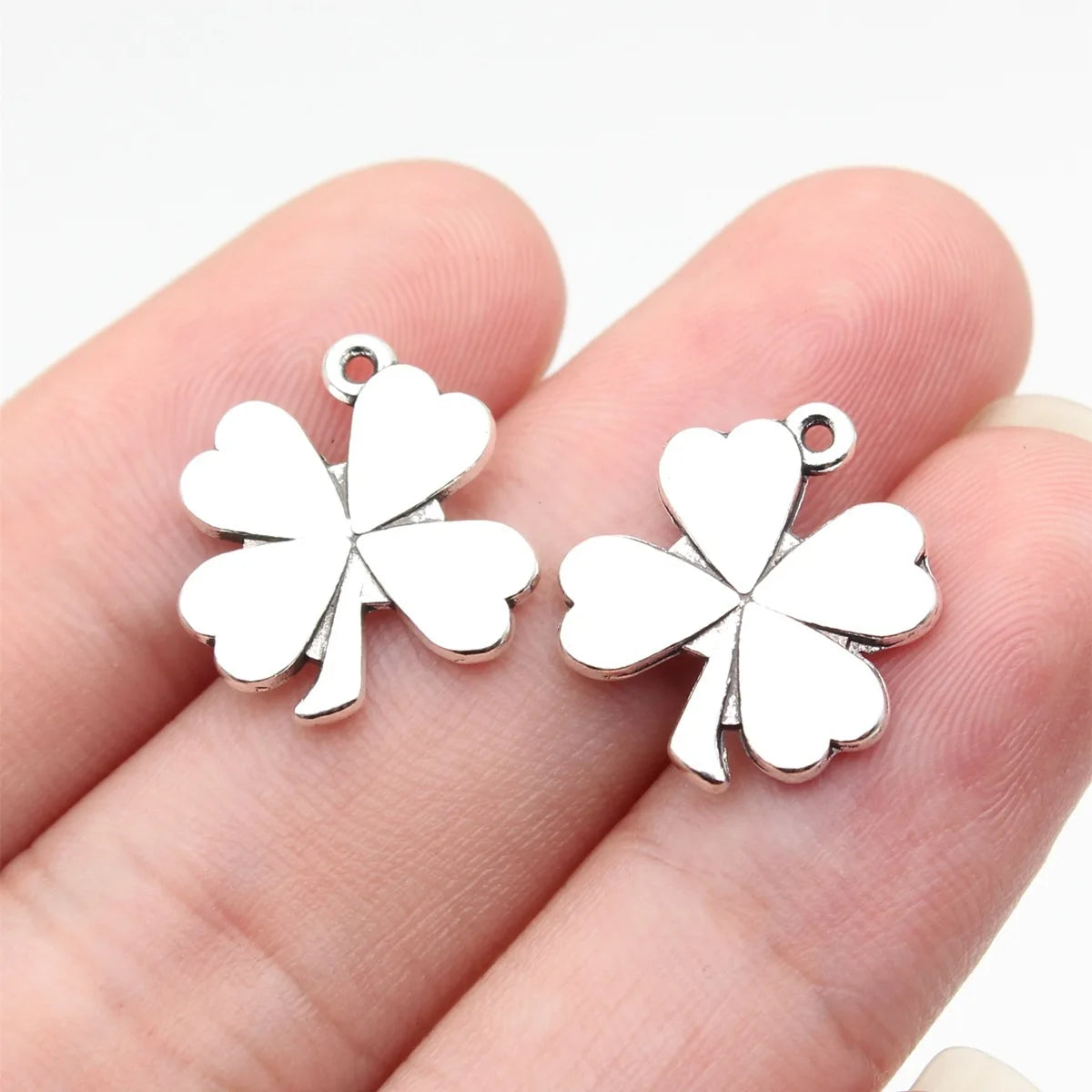 16x15mm 1.4g Multicolor Zinc Alloy Four Leaf Clover Charm Pendant for DIY Bracelet Necklace Jewelry