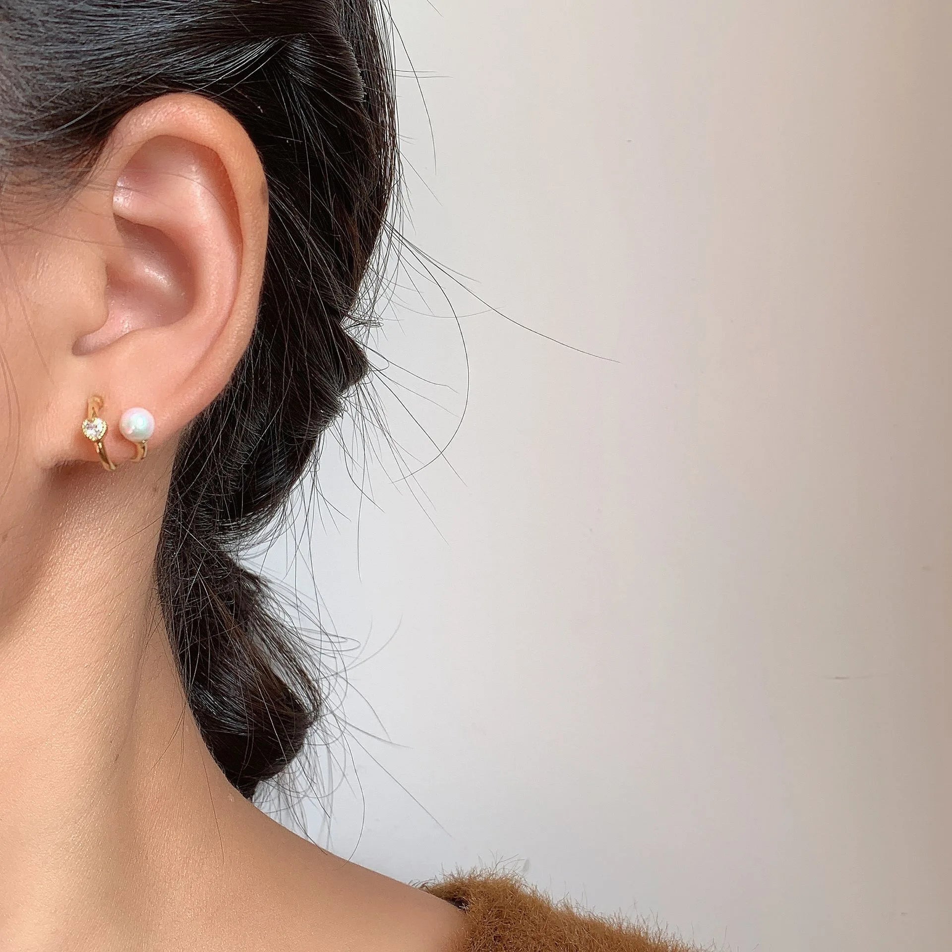 Elegant Heart Zircon Pearl Hoop Stud & Clip On No Piercing Gold Alloy Minimalist Ear Cuff Earrings