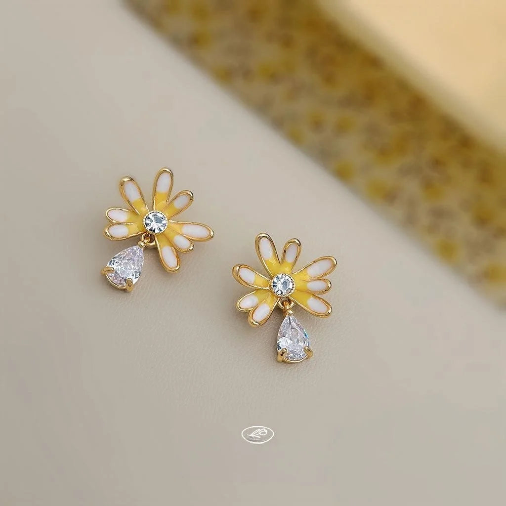 Sweet 14K Gold Plated Copper Yellow Daisy Enamel Zircon Stud Earrings