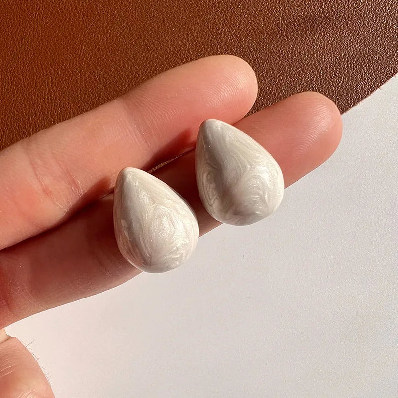 Light Luxury Pearlescent White Teardrop Enamel Stud & Clip On No Piercing Statement Earrings