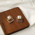 Light Luxury Vintage French Court Shell Pearl Geometric Hollow Square Stud Earrings