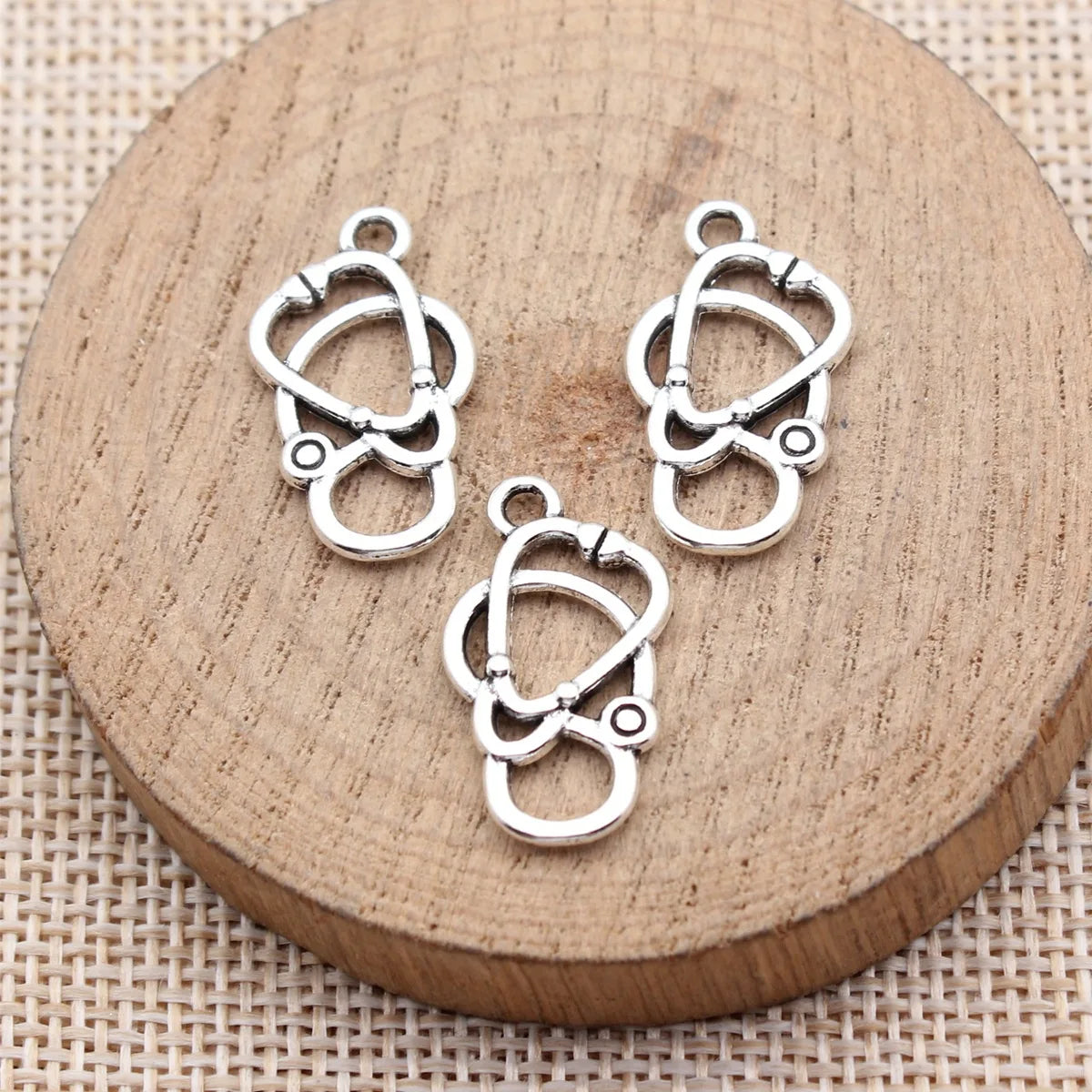 23x13mm 1g Multicolor Zinc Alloy Stethoscope Charm Pendant for DIY Nurse Jewelry Accessories