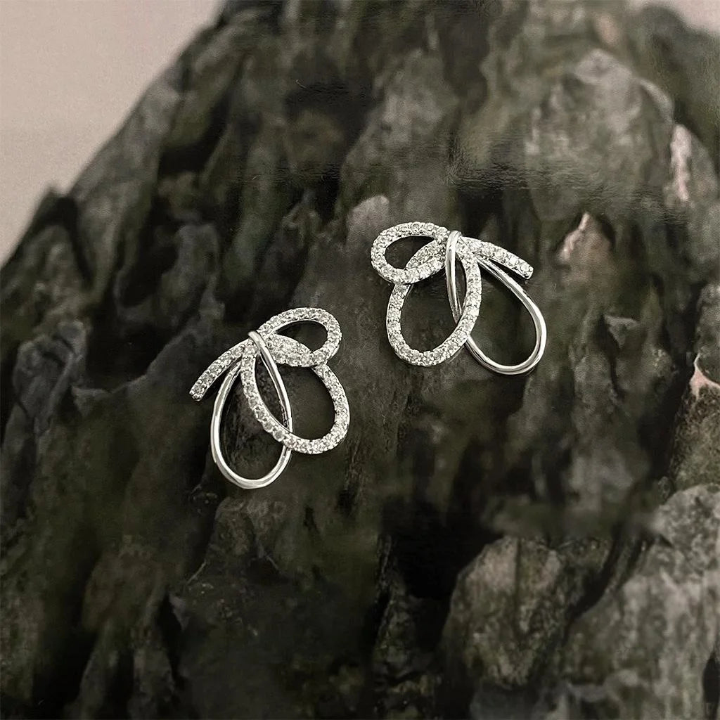 Original Designer Sweet Bowknot Hollow Zircon Copper Stud Earrings With Silver Plated Pins