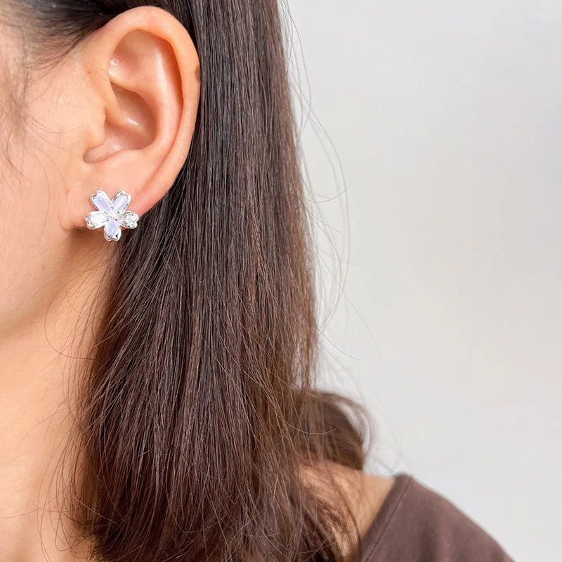 Elegant Zircon Crystal Flower Stud & Clip On No Piercing Sweet Fresh Silver Tone Women's Fashion Earrings