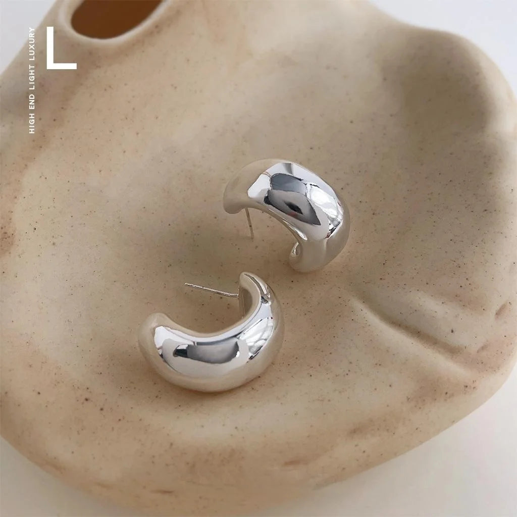 European American Minimalist Smooth C Shape Hoop Earrings Copper Metal