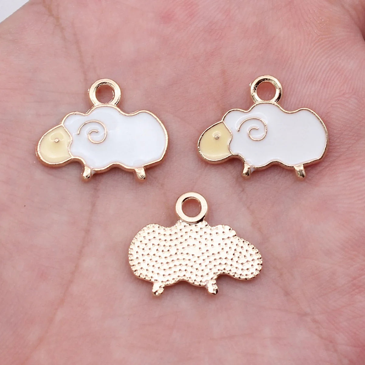 15x19mm 0.82g Multicolor Zinc Alloy Cartoon Sheep Charm Pendant for Necklace Bracelet Keychain DIY