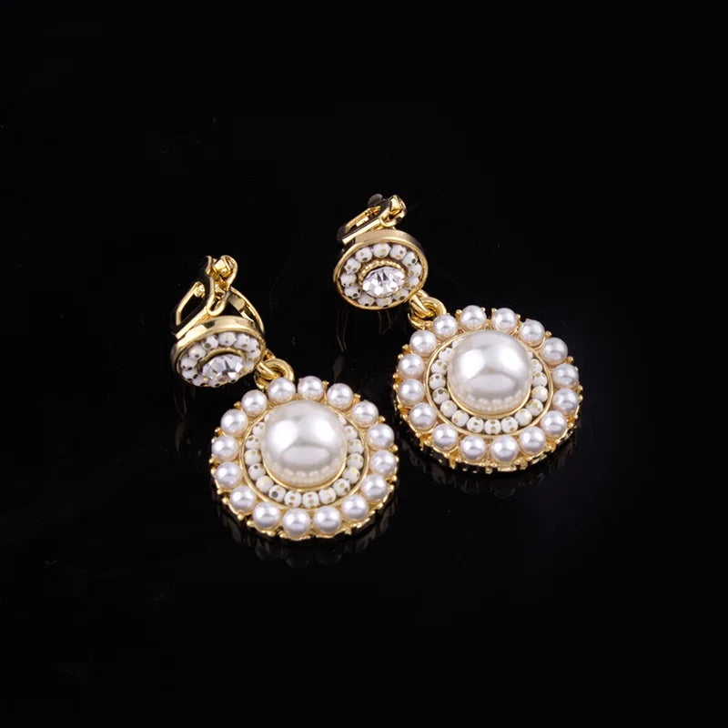 Elegant Round Pearl Drop Zircon Rhinestone Stud & Clip On No Piercing Korean Luxury Dangle Earrings