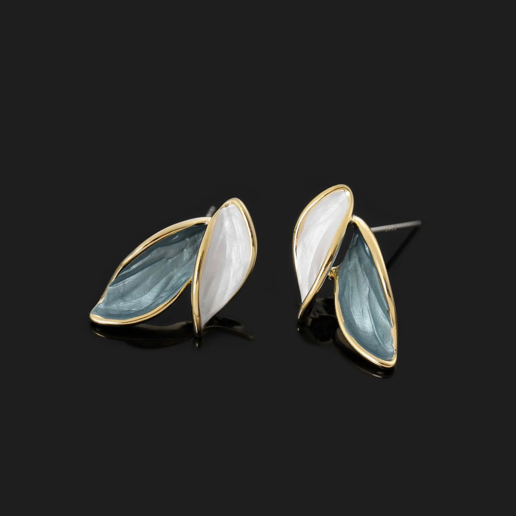 Elegant Blue And White Leaf Enamel Alloy Stud & Clip On No Piercing Spiral Gold Tone Women's Earrings