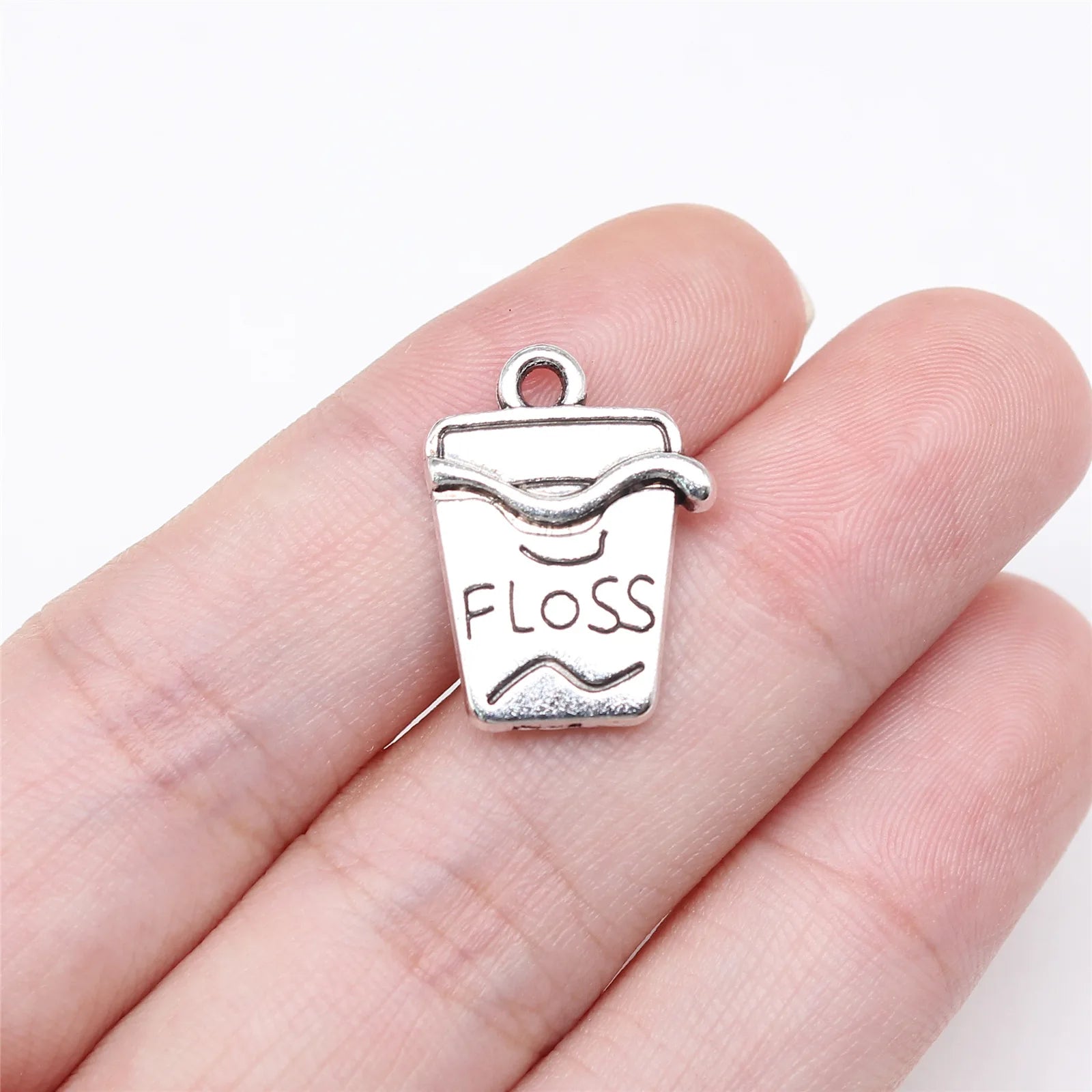 19x14mm 2.5g Antique Silver Zinc Alloy Dental Floss Charm Pendant for DIY Dentist Theme Jewelry Making
