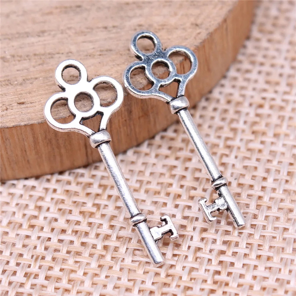 25x10mm 0.4g Multicolor Zinc Alloy Key Charm Pendant for DIY Jewelry Making