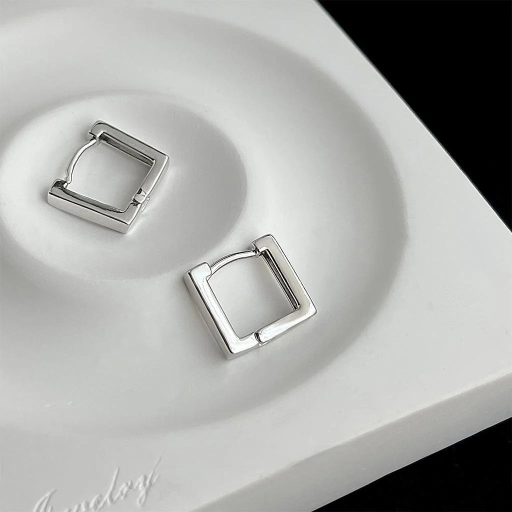 Minimalist Copper Square Geometric Stud Earrings Hollow Line Smooth High-End Commuter Jewelry