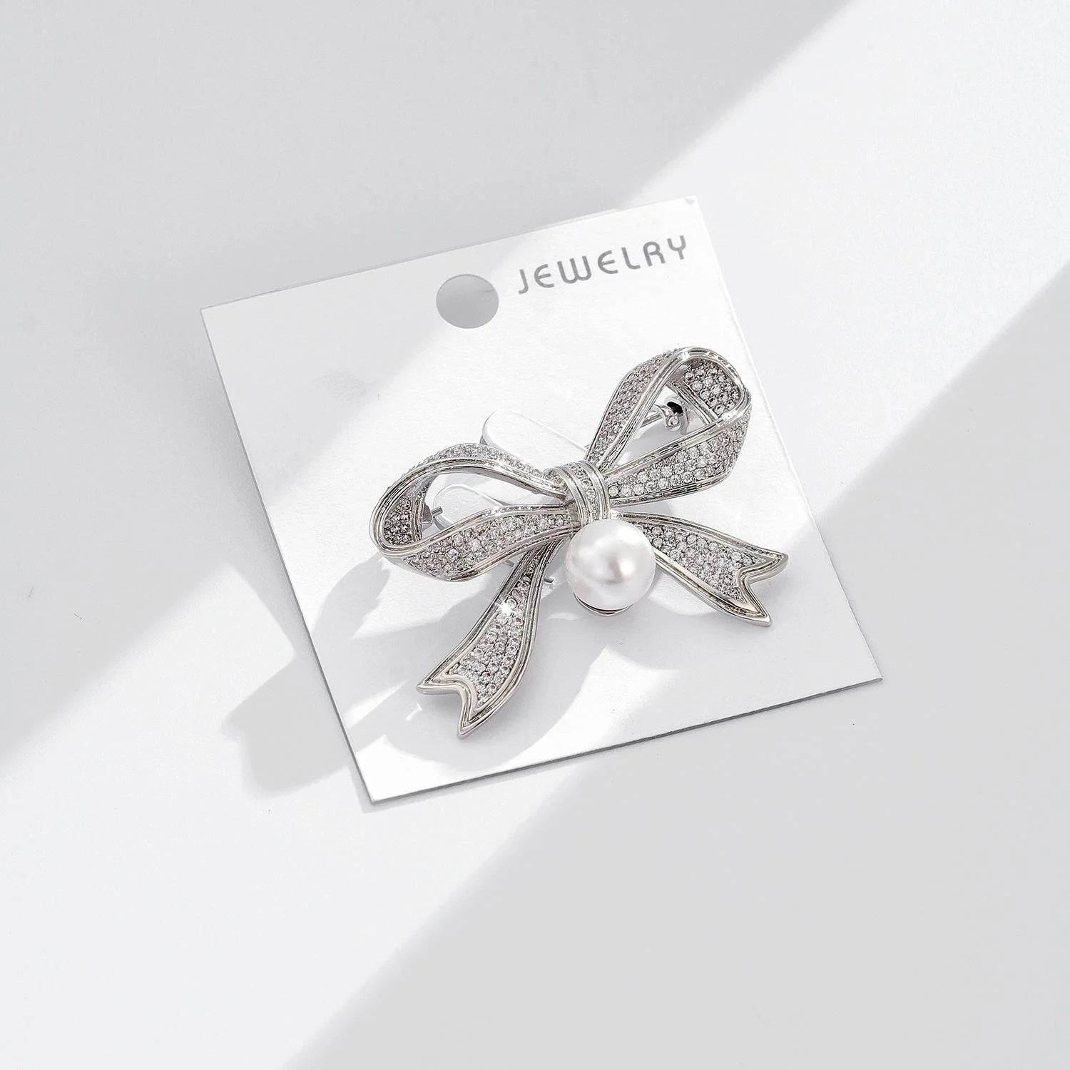 Elegant Pearl Bow Brooch With Rhinestone Pave Copper Plated Lapel Pin For Wedding Corsage Gift