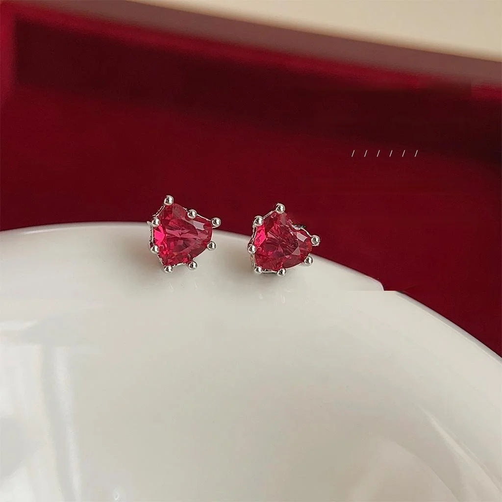 French Minimalist Red Heart Mini Zircon Copper Stud Earrings Micro Pave Sweet Cool Jewelry