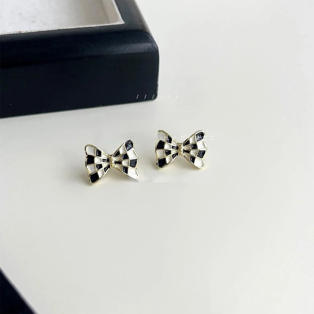 Sweet Vacation Style 14K Gold Plated Copper Bow Stud Earrings With Enamel Drip Design