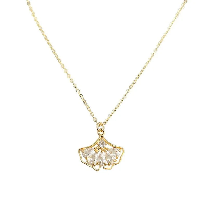18K Gold Plated Copper Micro Pave Zircon Ginkgo Leaf Collarbone Necklace