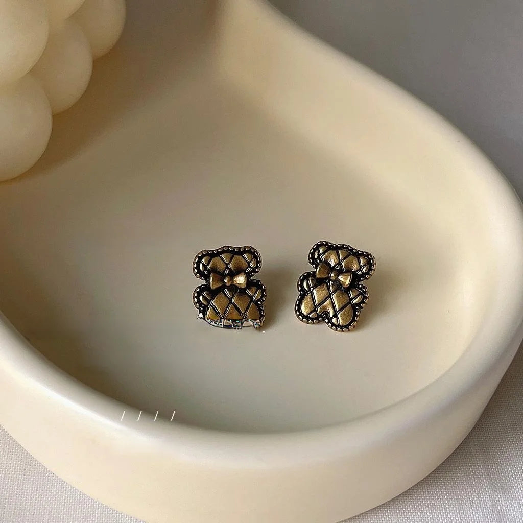 Cute Bear Alloy Stud Earrings Silver Plated Needle Lolita Style Girls Animal Ear Jewelry