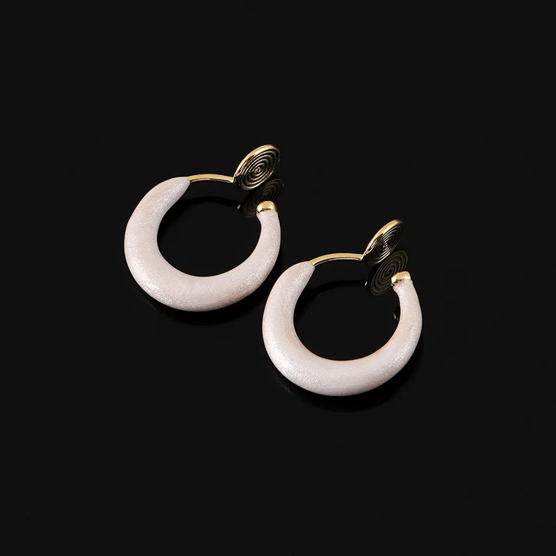 Glitter Enamel Crescent Hoop Alloy Stud & Clip On No Piercing Fashion C-Shaped Circle Earrings