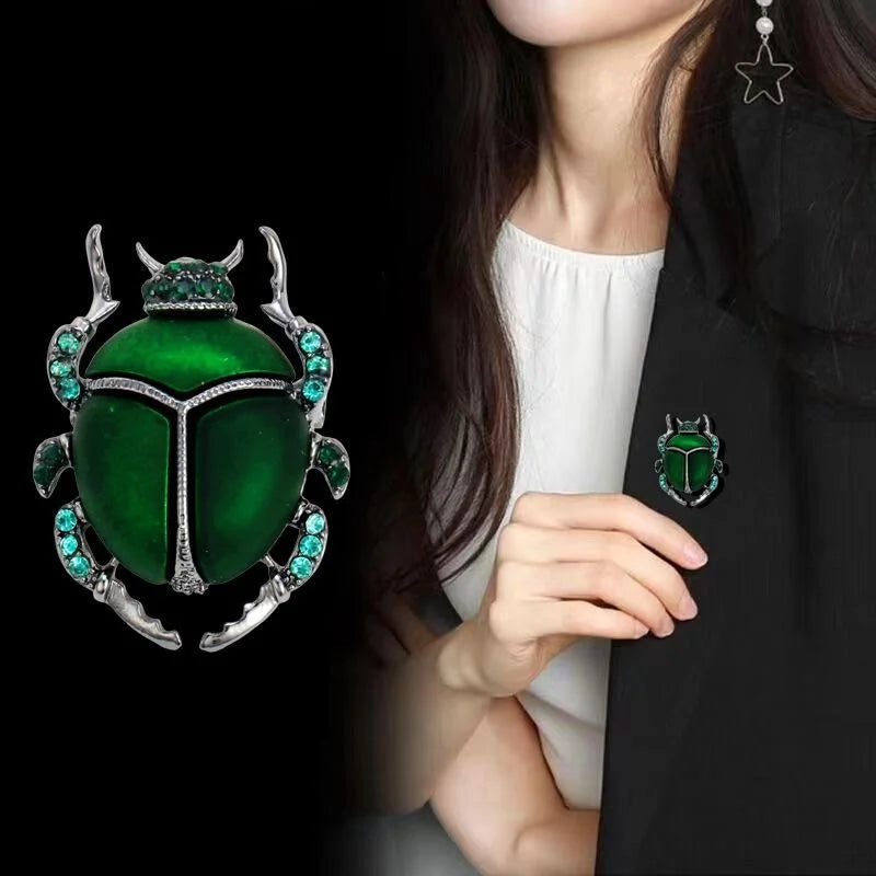 Vintage Green Enamel Beetle Brooch With Rhinestone Alloy Insect Lapel Pin For Suit Accessory Gift