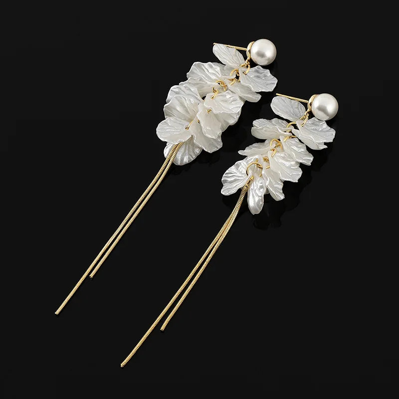 Elegant Pearl Flower Petal Statement Long Tassel Alloy Stud & Clip On No Piercing Dangle Earrings