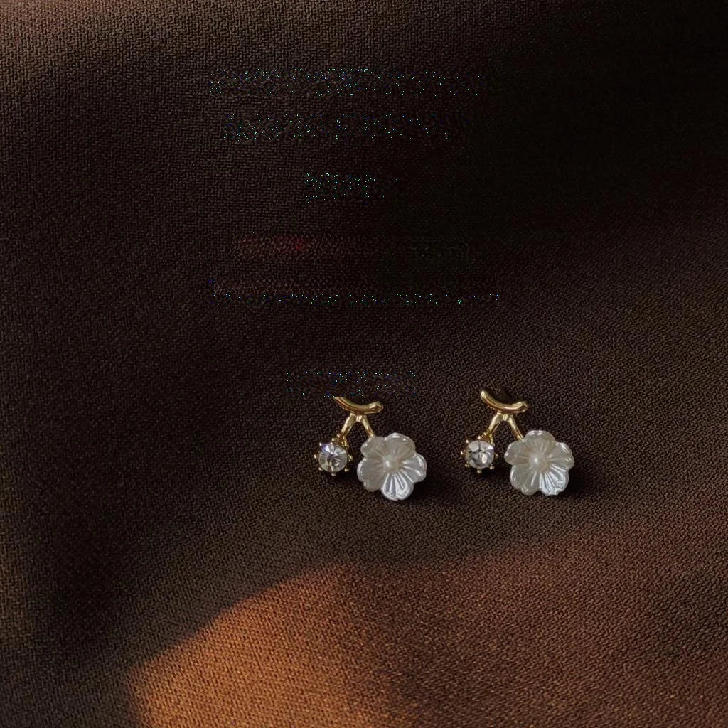 14K Gold Plated Alloy Flower Stud Earrings for Women Fresh Style Ear Jewelry