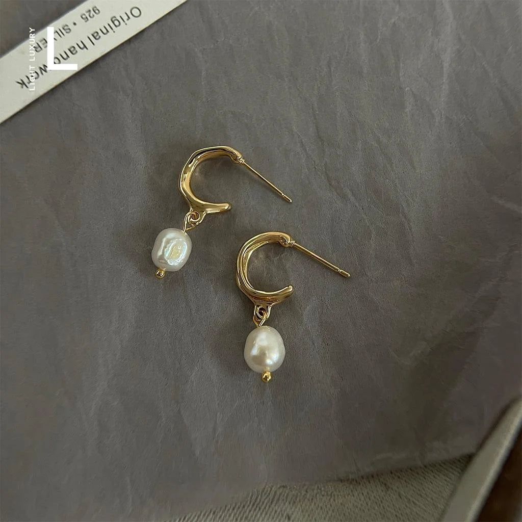 14K Gold Plated Copper Freshwater Pearl Drop Earrings Minimalist Geometric Hoop Design