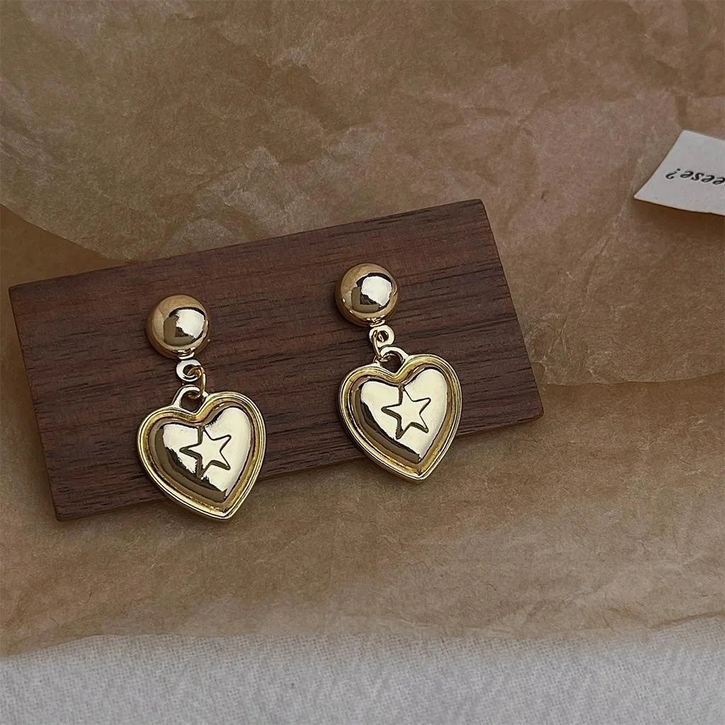 Vintage Heart And Star Stud Earrings Eco Friendly Copper Silver Plated Needle 3D Casual Jewelry