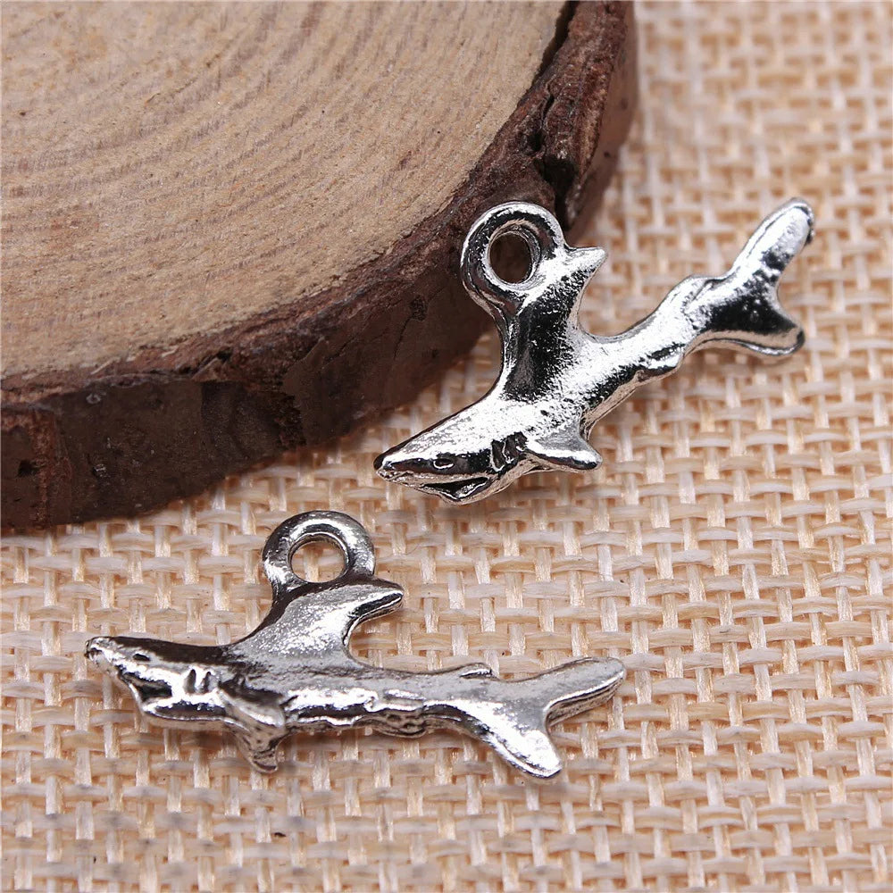 25x12mm 1.9g Antique Silver Zinc Alloy Shark Charm Pendant for DIY Ocean Theme Jewelry Making