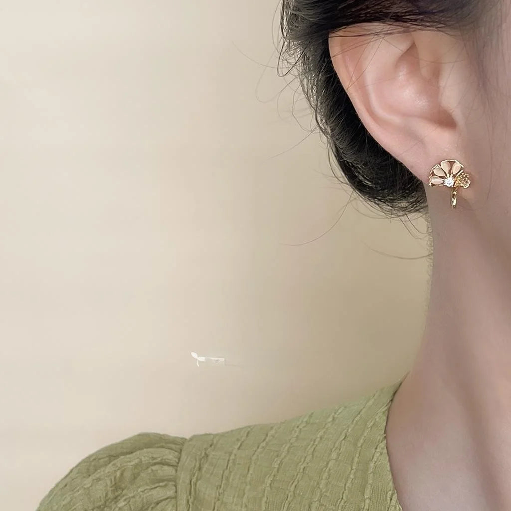 14K Plated Copper Ginkgo Leaf Stud Earrings With Glass Cat Eye Stone And Zircon, Light Luxury Jewelry