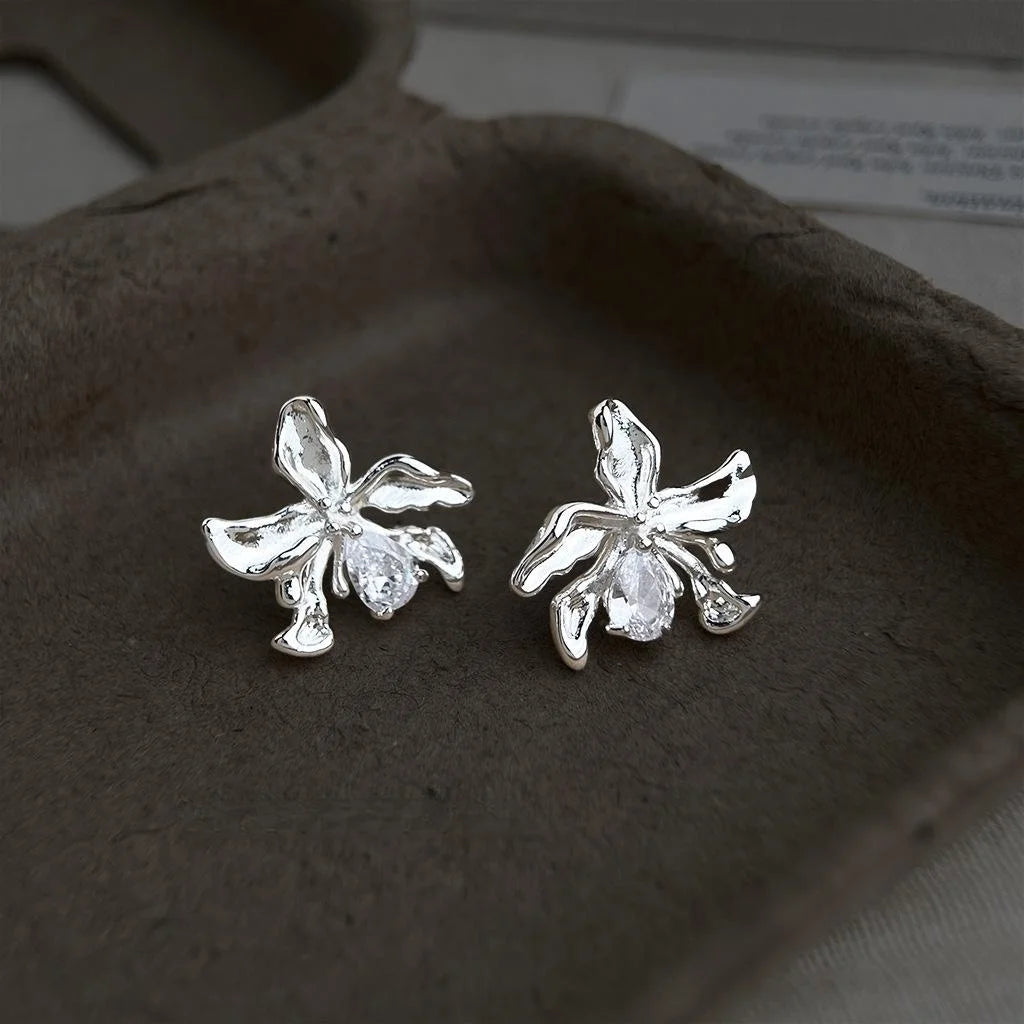 14K Gold Plated Copper Zircon Flower Stud Earrings Irregular Light Luxury Sweet Cool Jewelry