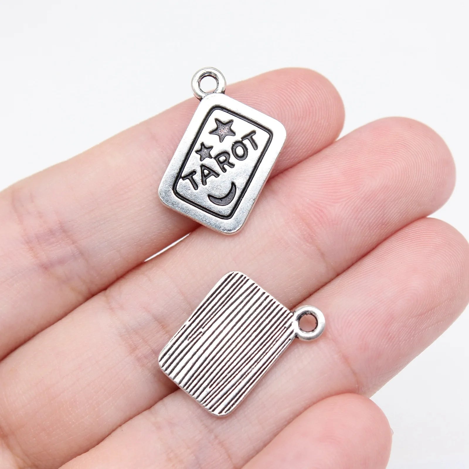 21x18mm 1.2g Antique Silver Tone Zinc Alloy Tarot Card Charm Pendant for DIY Gothic Jewelry Making