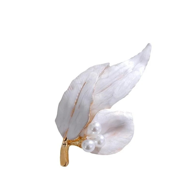 Elegant Enamel Green Leaf And Pearl Brooch, Botanical Corsage Lapel Pin For Dresses And Suit Accessory