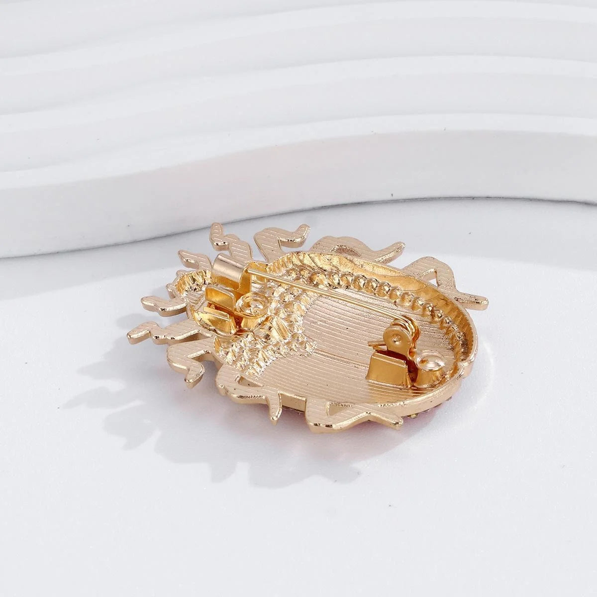Cute Enamel Ladybug Brooch With Rhinestone Wings, Gold Tone Alloy Insect Lapel Pin Corsage Gift