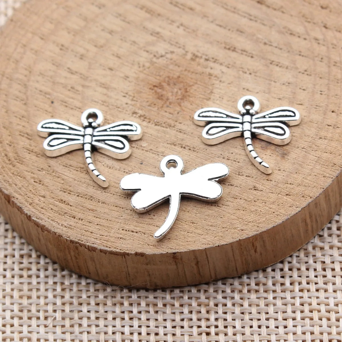 17x15mm 0.91g Antique Silver Zinc Alloy Dragonfly Charm Pendant for DIY Earring Bracelet Jewelry Making