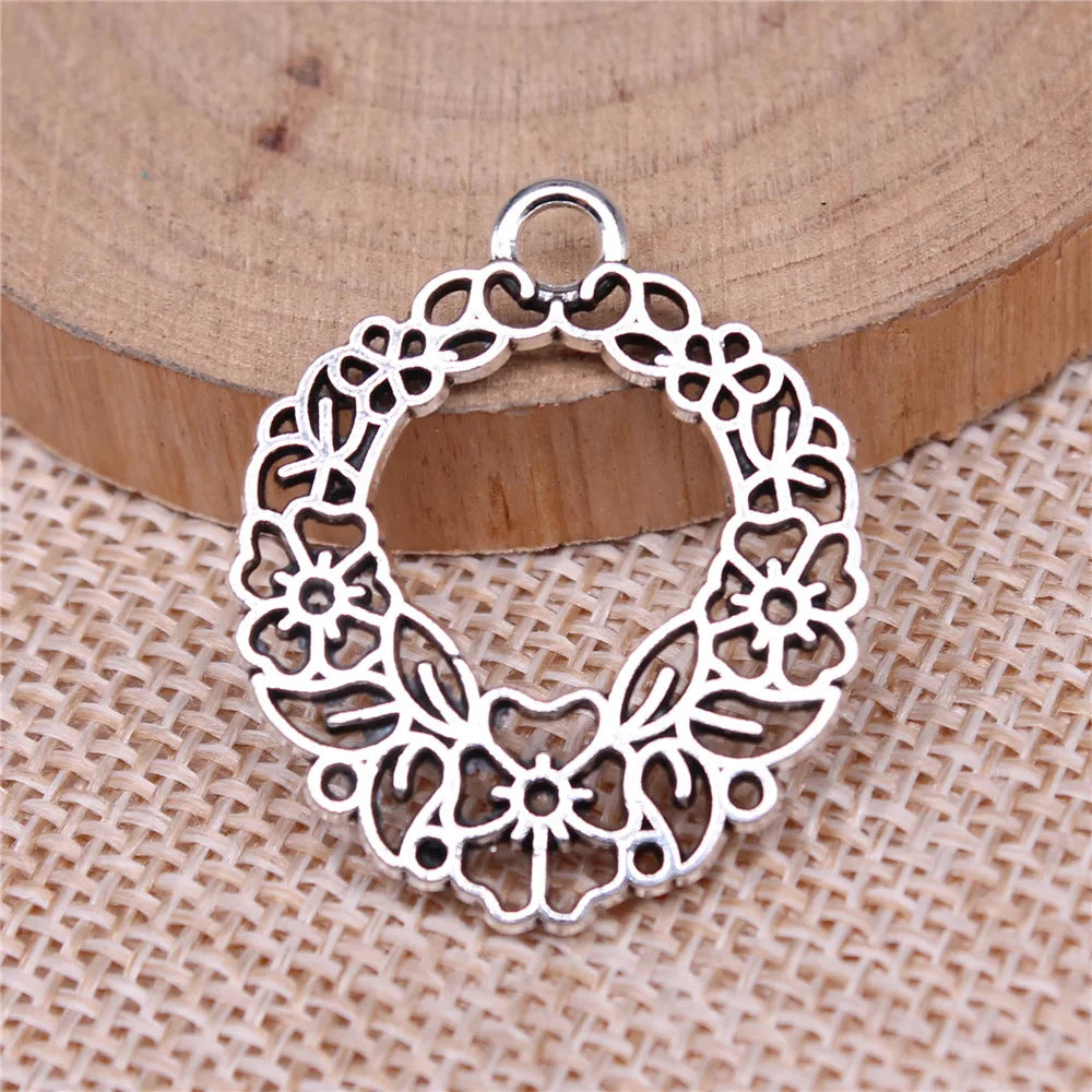 30x25mm 3g Multicolor Zinc Alloy Hollow Flower Wreath Charm Pendant for DIY Necklace Making