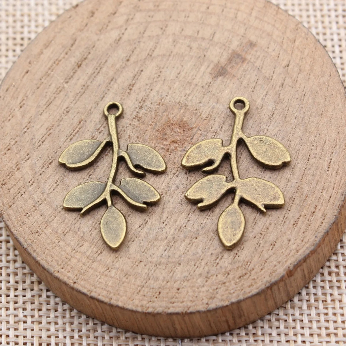 28x18mm 1.55g Multicolor Zinc Alloy Tree Branch Charm Pendant for DIY Necklace Bracelet Jewelry
