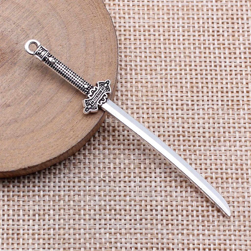 70mm 2.5g Antique Silver Tone Zinc Alloy Blade Spear Sword Halberd Charm Pendant for Cosplay DIY