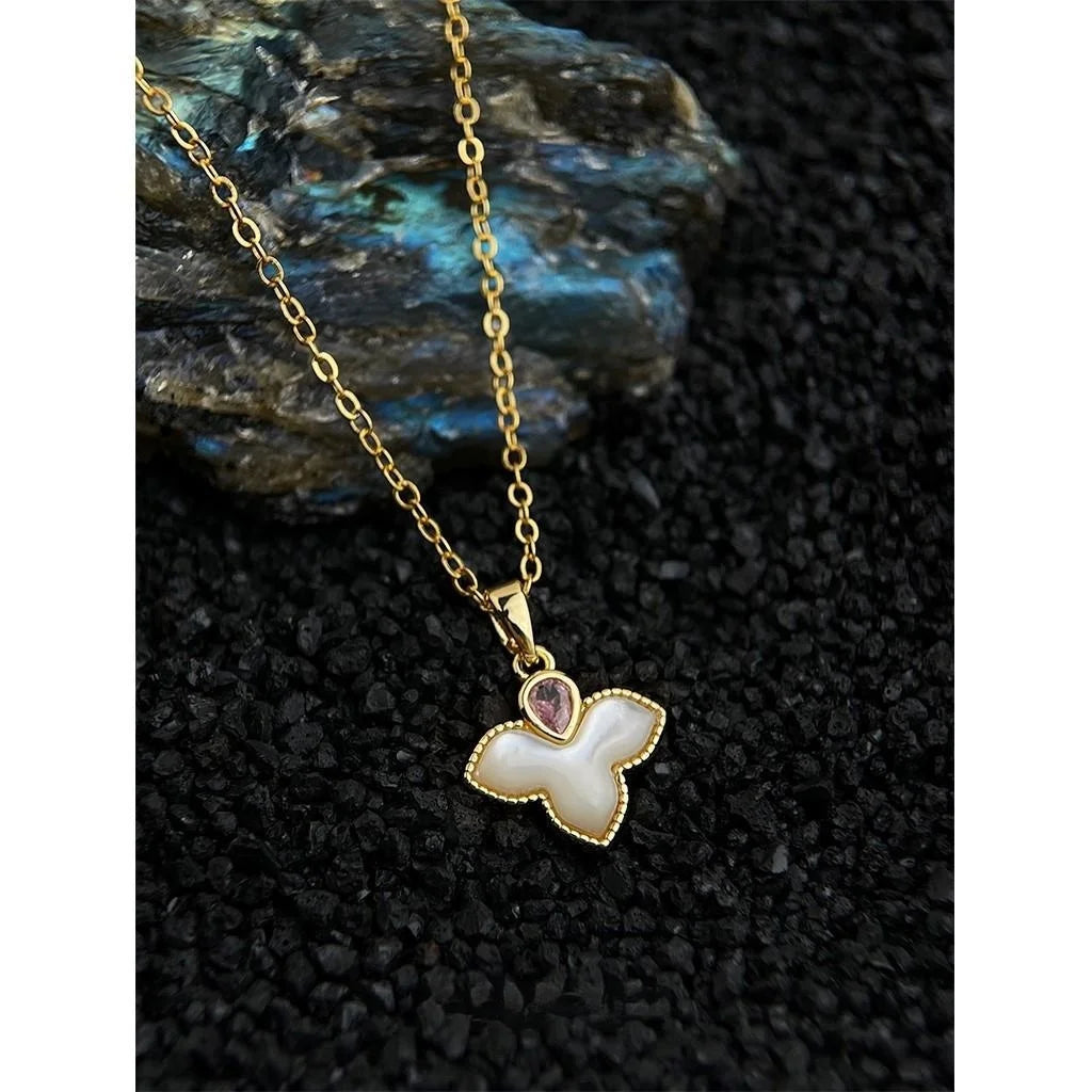 18K Gold Plated Copper Mother Of Pearl Maple Leaf Zircon Collarbone Necklace Old Money Style