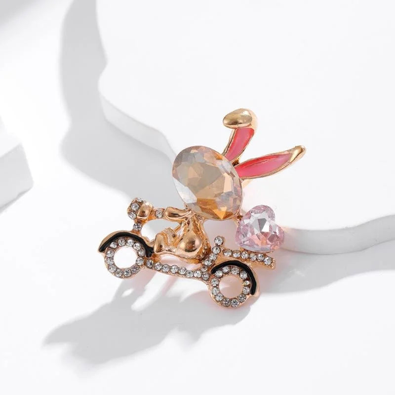 Cute Rhinestone Enamel Rabbit Riding Bicycle Heart Brooch, Luxury Alloy Lapel Pin Corsage Gift