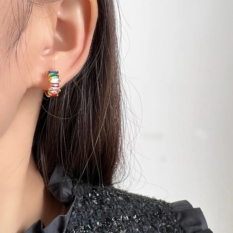 Elegant Colorful Zircon Spiral Hoop Stud & Clip On No Piercing Alloy Contrast Circle Ear Cuff Earrings