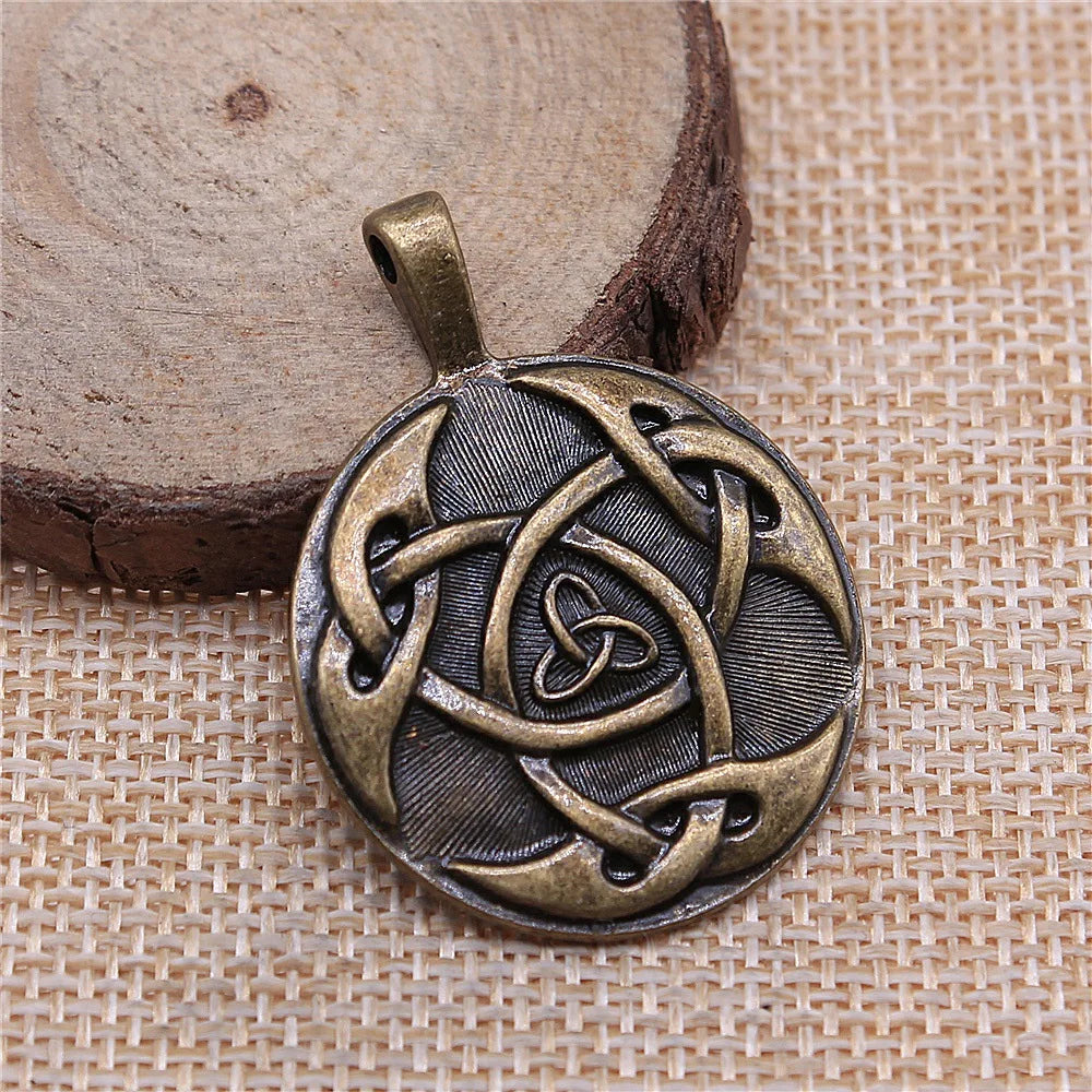 42x31mm 8.4g Multicolor Zinc Alloy Celtic Symbol Celtic Knot Charm Pendant for Necklace Bracelet Making